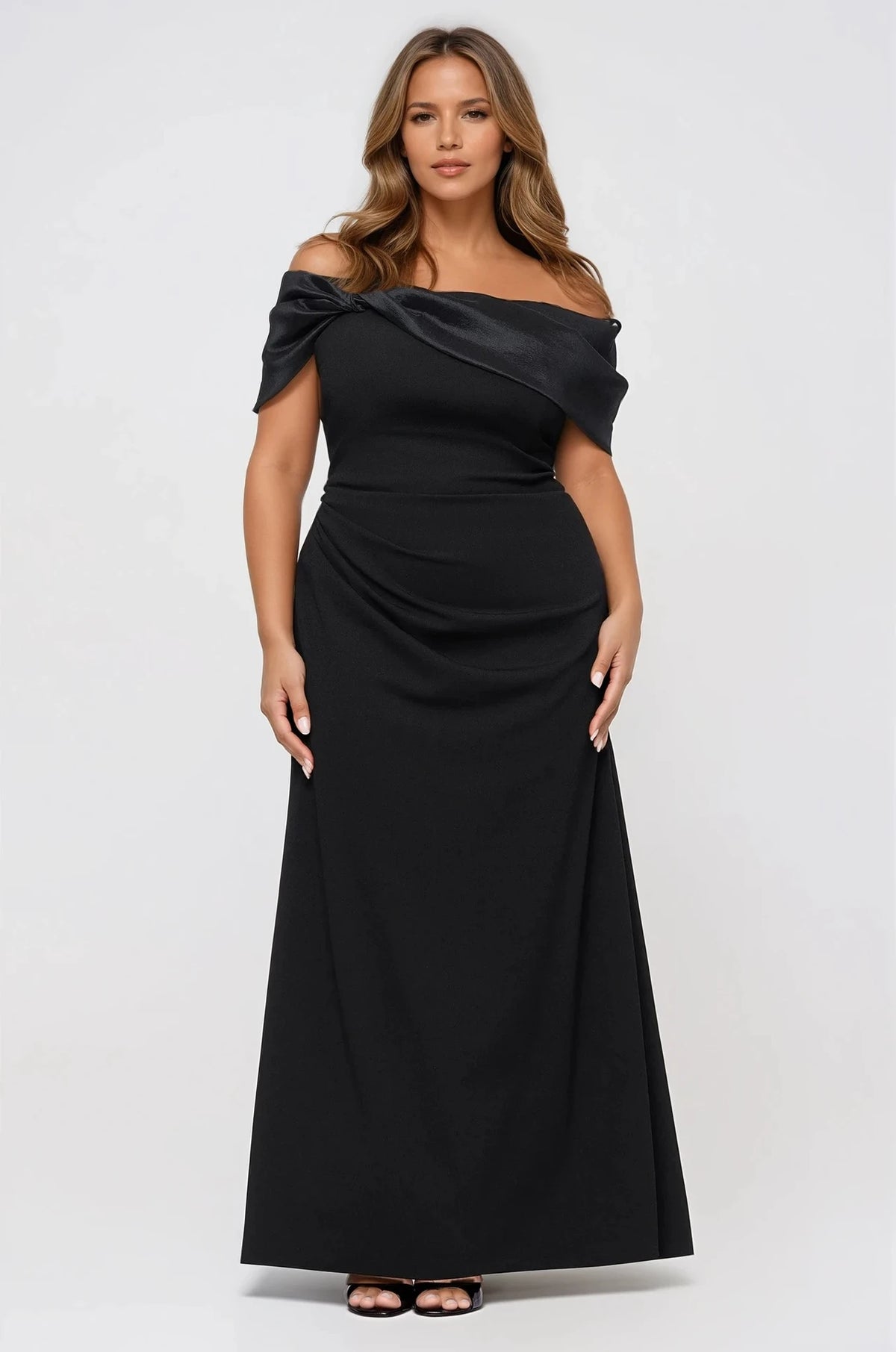 Danielas  - D1103 Alina Gown